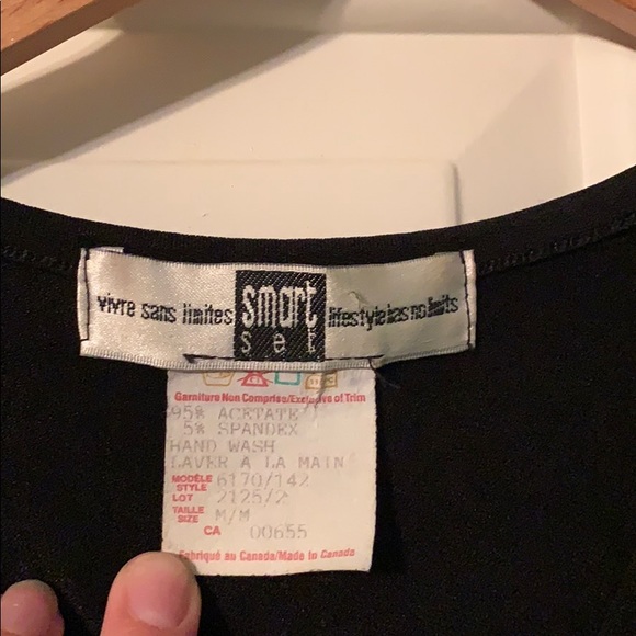 Basic black tunic - Picture 2 of 2